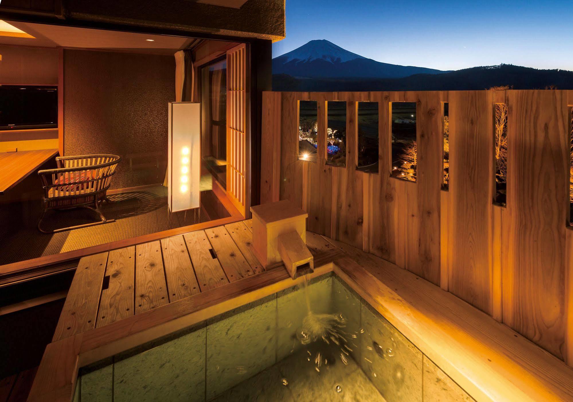 Hotel Fujisan Onsen Bessho Sasa Fujiyoshida Esterno foto