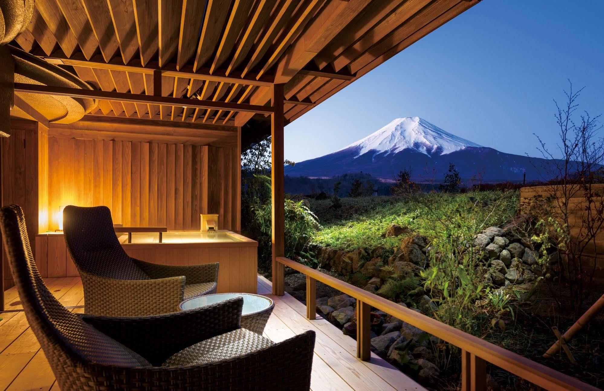 Hotel Fujisan Onsen Bessho Sasa Fujiyoshida Esterno foto