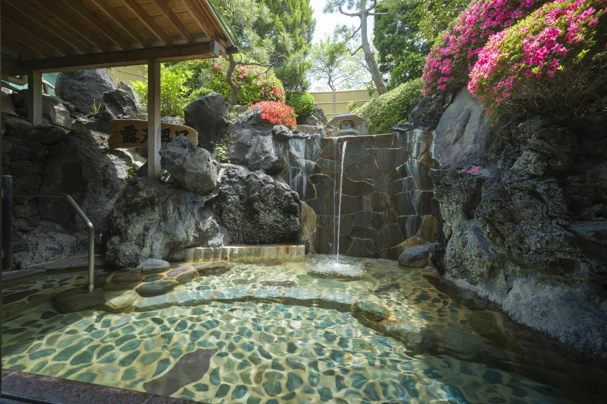 Hotel Fujisan Onsen Bessho Sasa Fujiyoshida Esterno foto